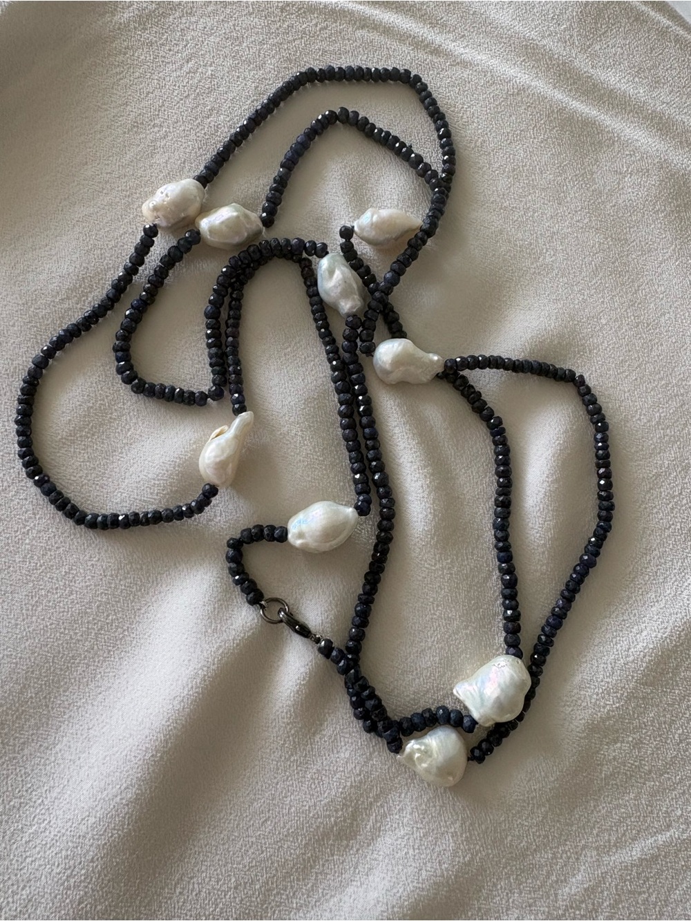 Black Beaded Necklace with Baroque White Pearls